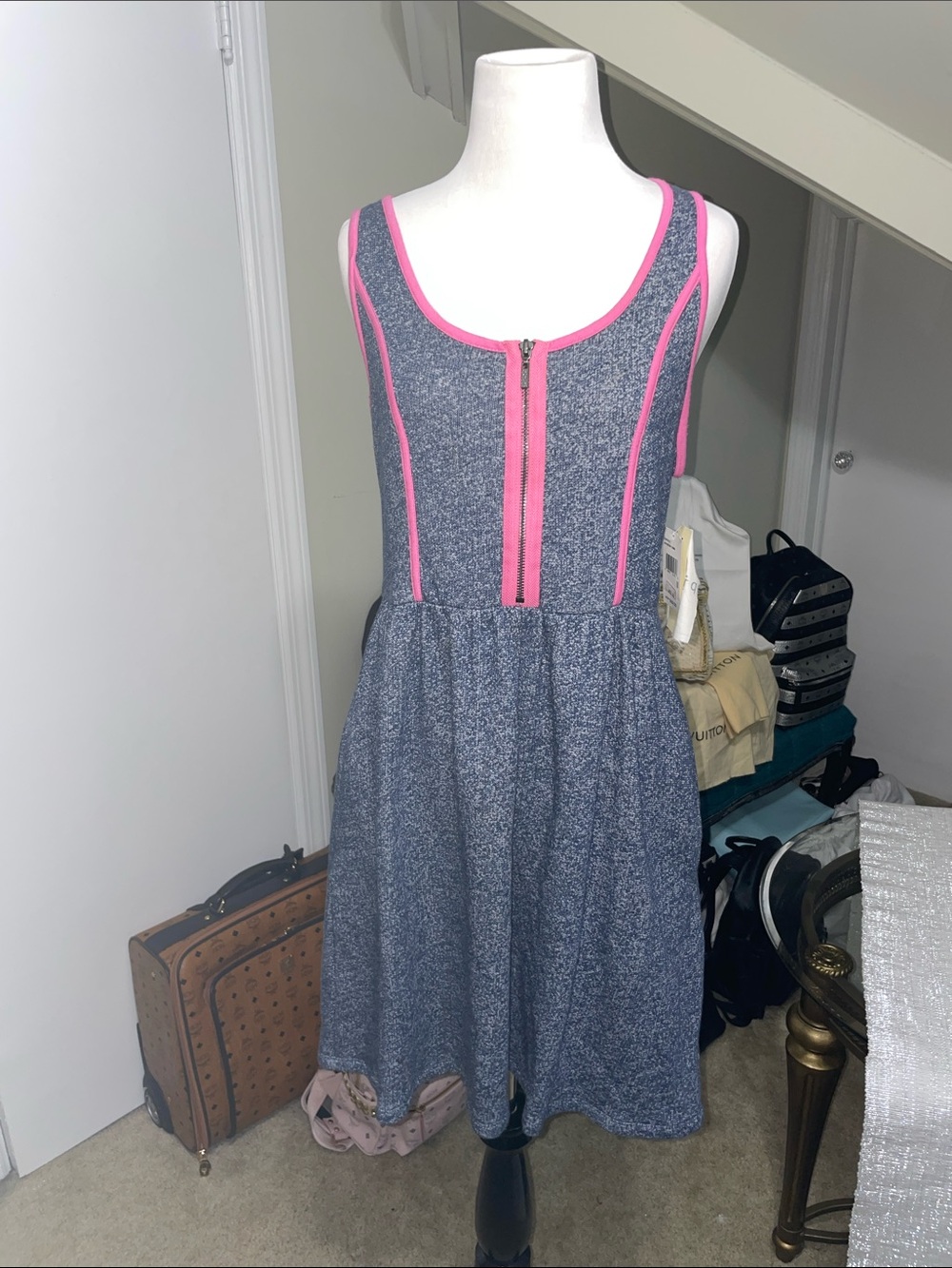 Kensie Heathered Blue Dress with Pink Trim and Front Zip